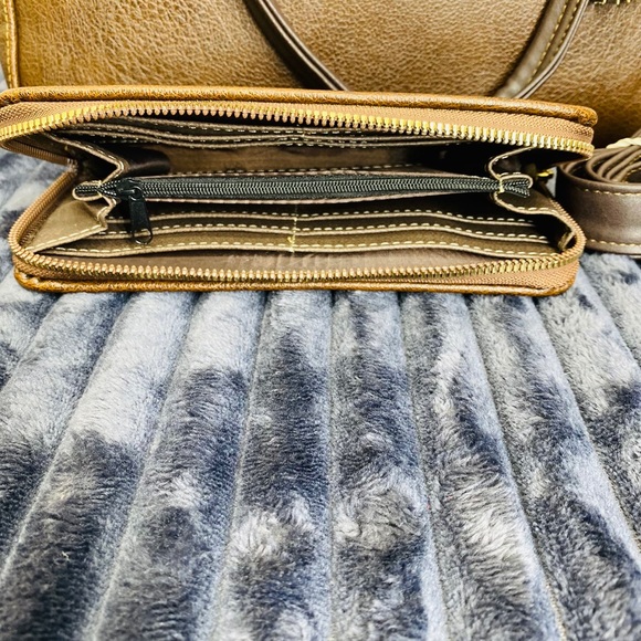 Mari Brown leather wallet set bag - Picture 3 of 8